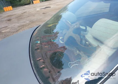 2001 Toyota Camry Le from USA, damaged, VIN 4T1BG22K01U070375